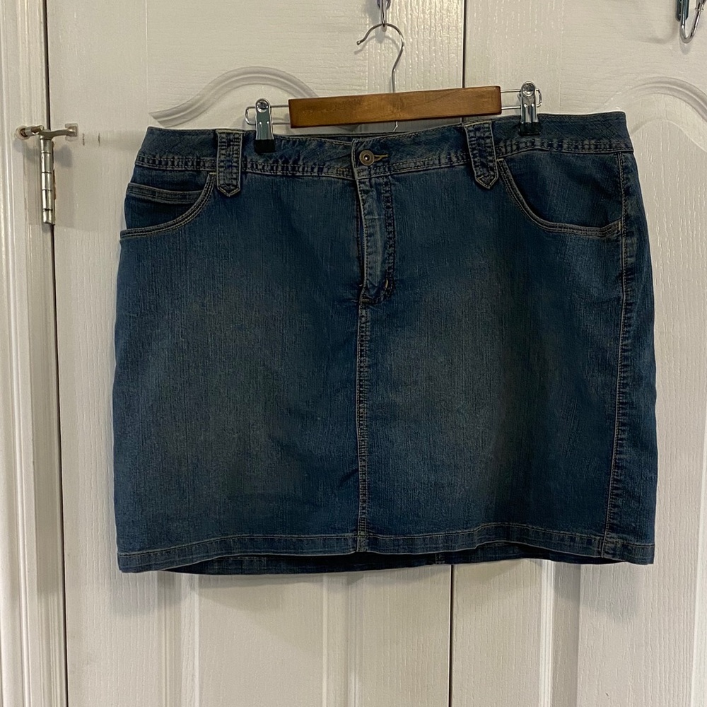 St. John’s Bay skort in size 22W